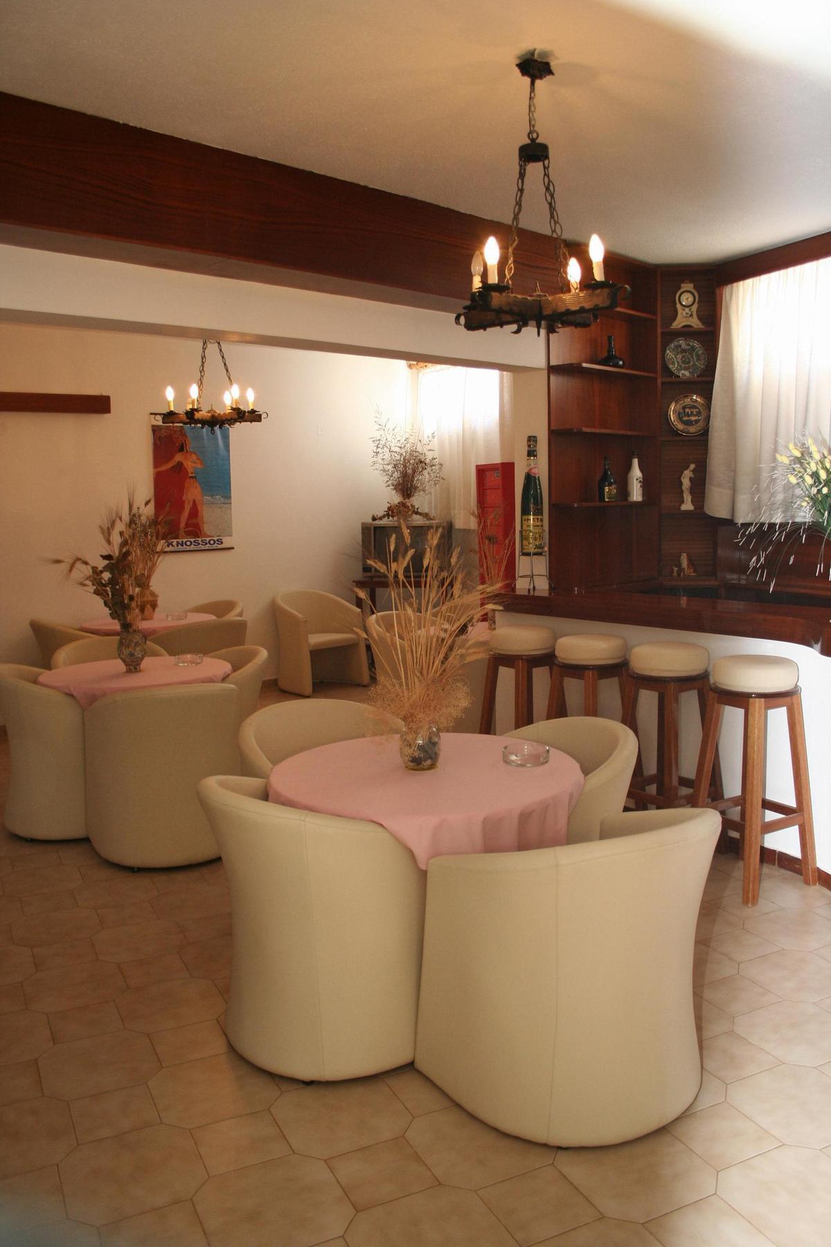 Lovely Holidays Hotel Hersonissos  Exterior photo
